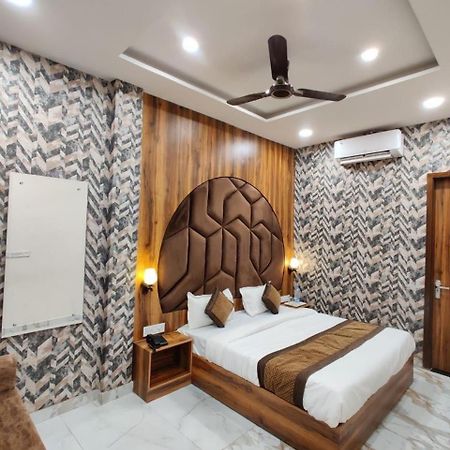 Hotel Gs Amritsar 200 Mtr From Golden Temple Exteriér fotografie