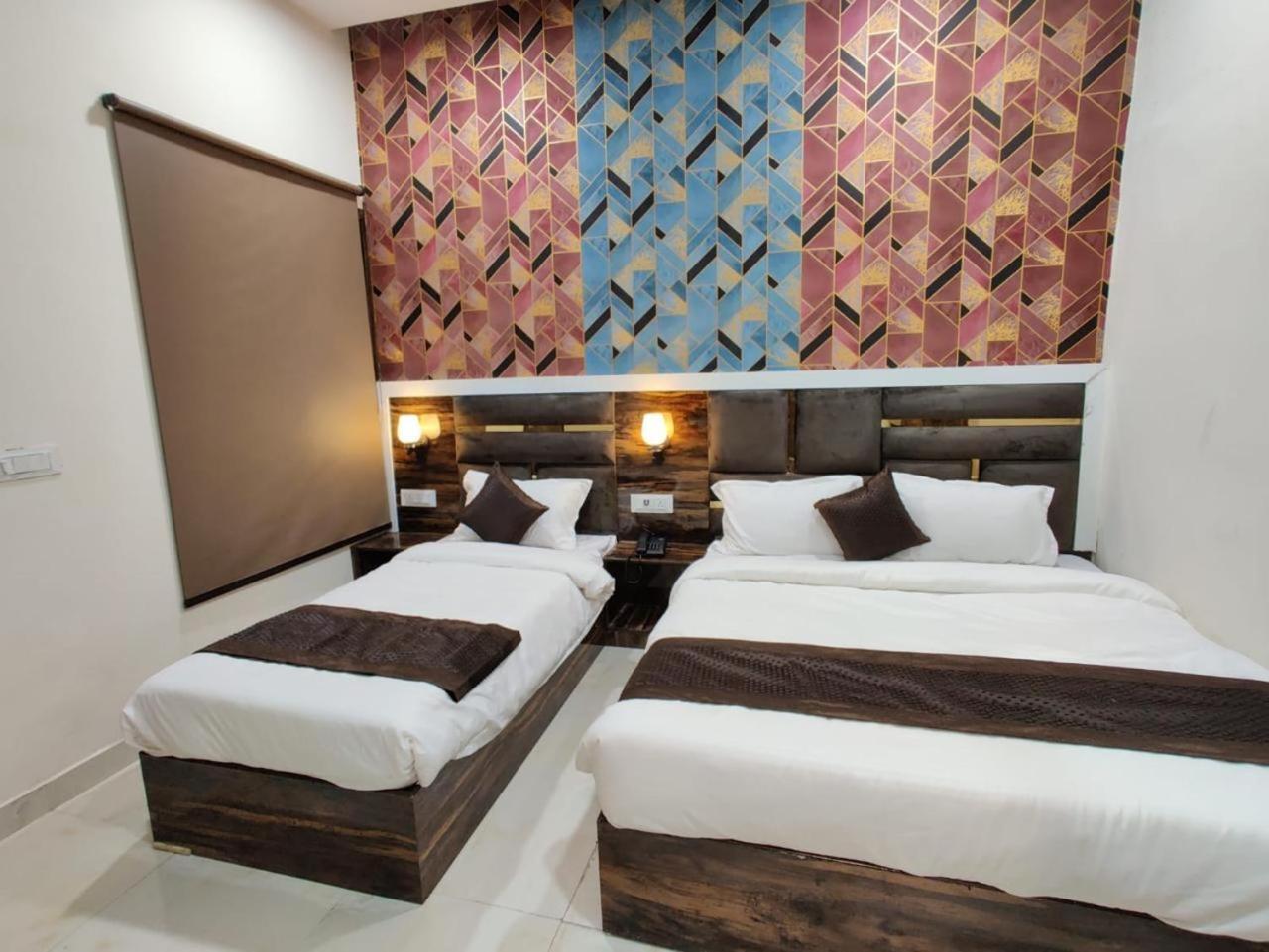 Hotel Gs Amritsar 200 Mtr From Golden Temple Exteriér fotografie