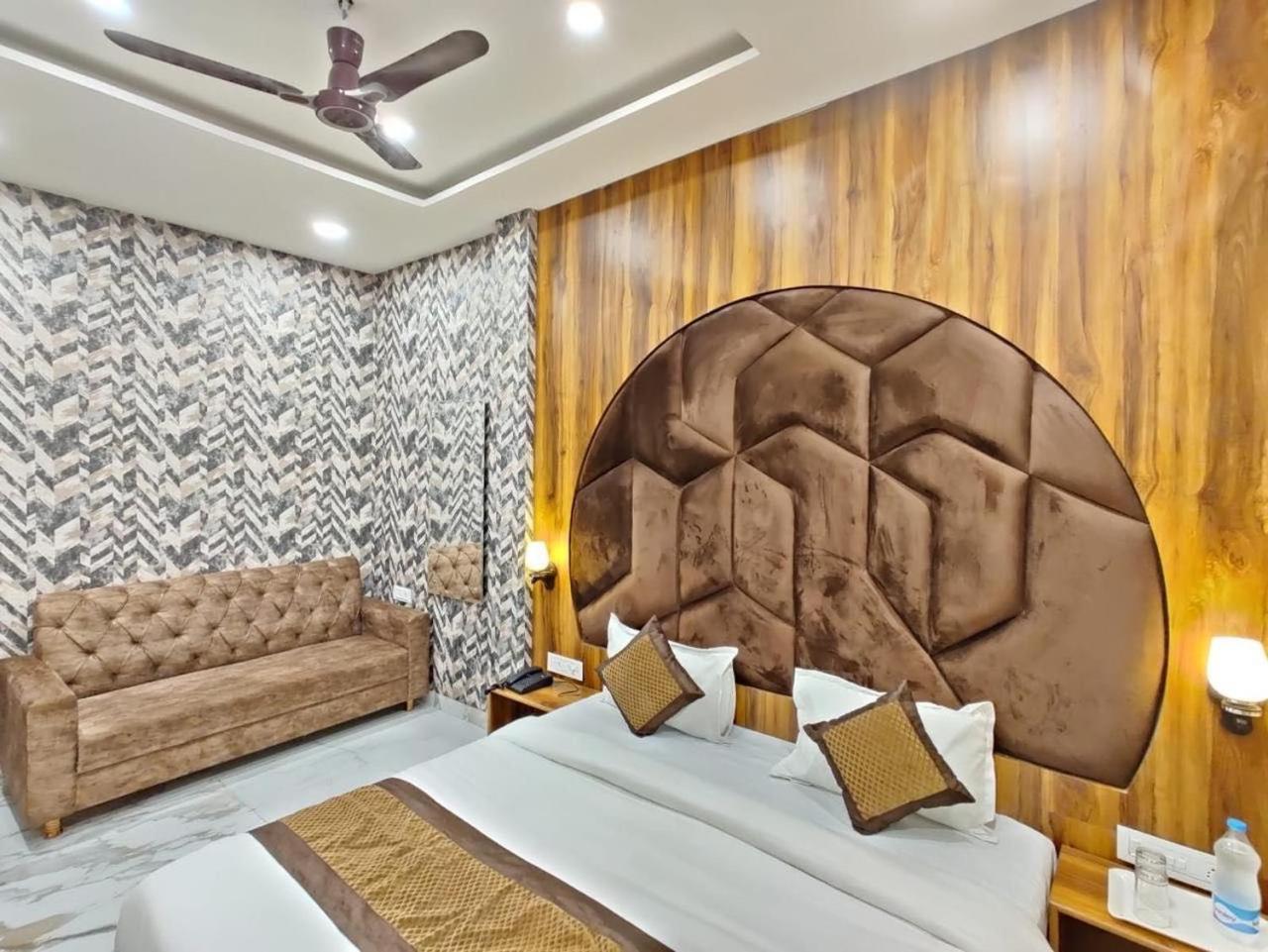 Hotel Gs Amritsar 200 Mtr From Golden Temple Exteriér fotografie