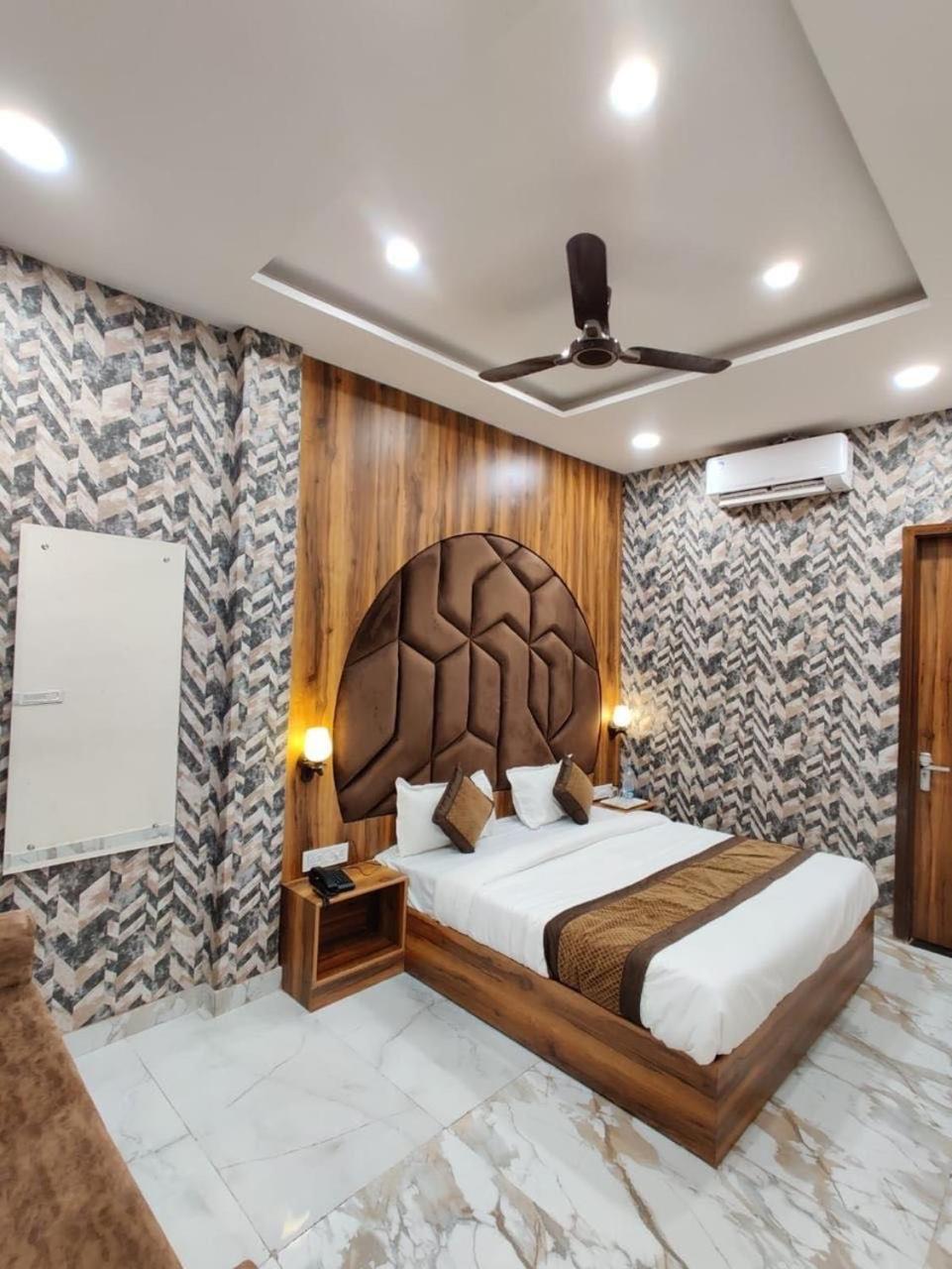 Hotel Gs Amritsar 200 Mtr From Golden Temple Exteriér fotografie