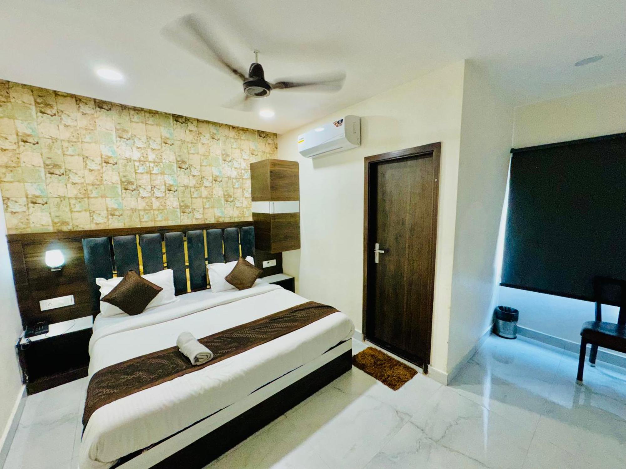 Hotel Gs Amritsar 200 Mtr From Golden Temple Exteriér fotografie