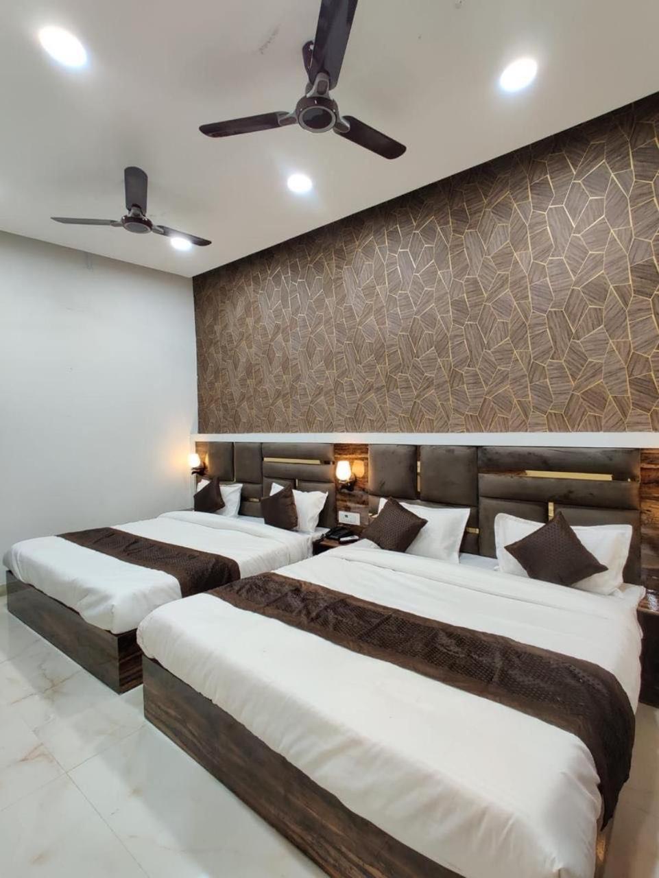 Hotel Gs Amritsar 200 Mtr From Golden Temple Exteriér fotografie